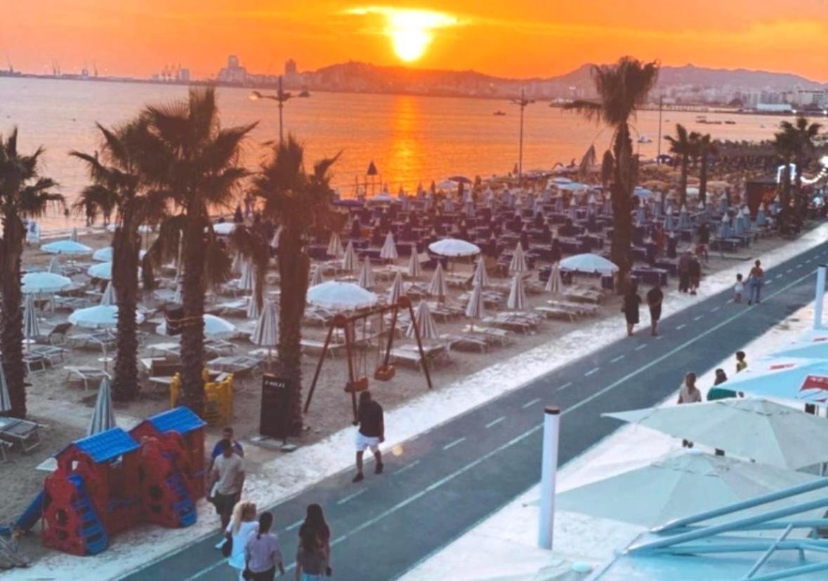 Durres Strand Direkt Am Meer Durrës Exterior foto
