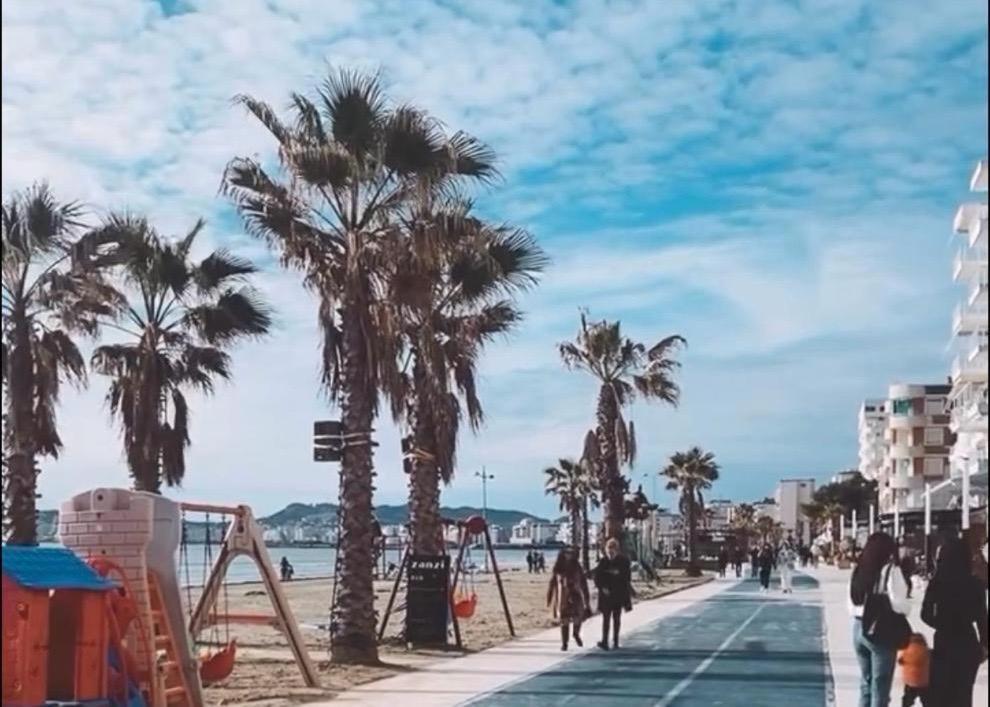 Durres Strand Direkt Am Meer Durrës Exterior foto